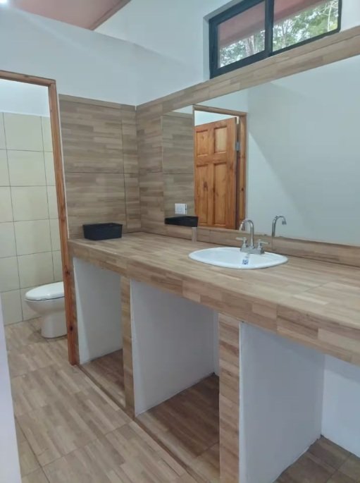 Matapalo, 50308, 14 Rooms Rooms,14 BathroomsBathrooms,Business,For Sale,1165