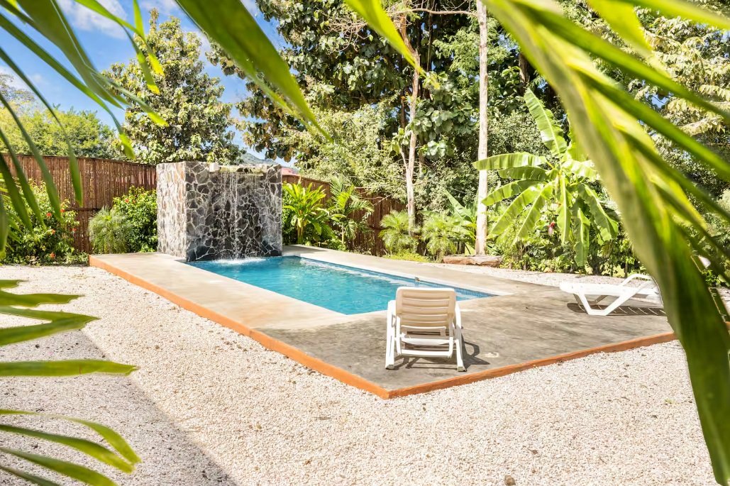 Matapalo, 50308, 14 Rooms Rooms,14 BathroomsBathrooms,Business,For Sale,1165