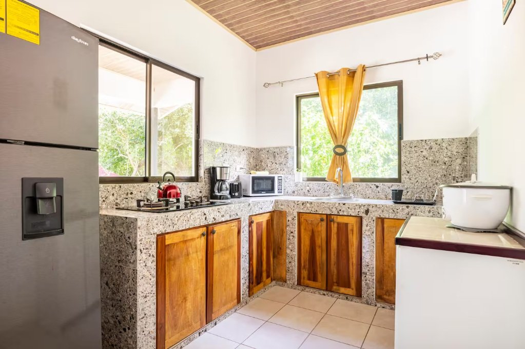 Matapalo, 50308, 14 Rooms Rooms,14 BathroomsBathrooms,Business,For Sale,1165