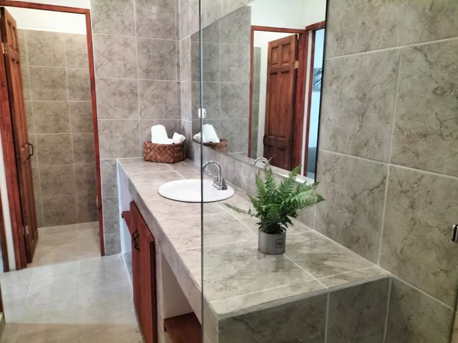 Matapalo, 50308, 14 Rooms Rooms,14 BathroomsBathrooms,Business,For Sale,1165