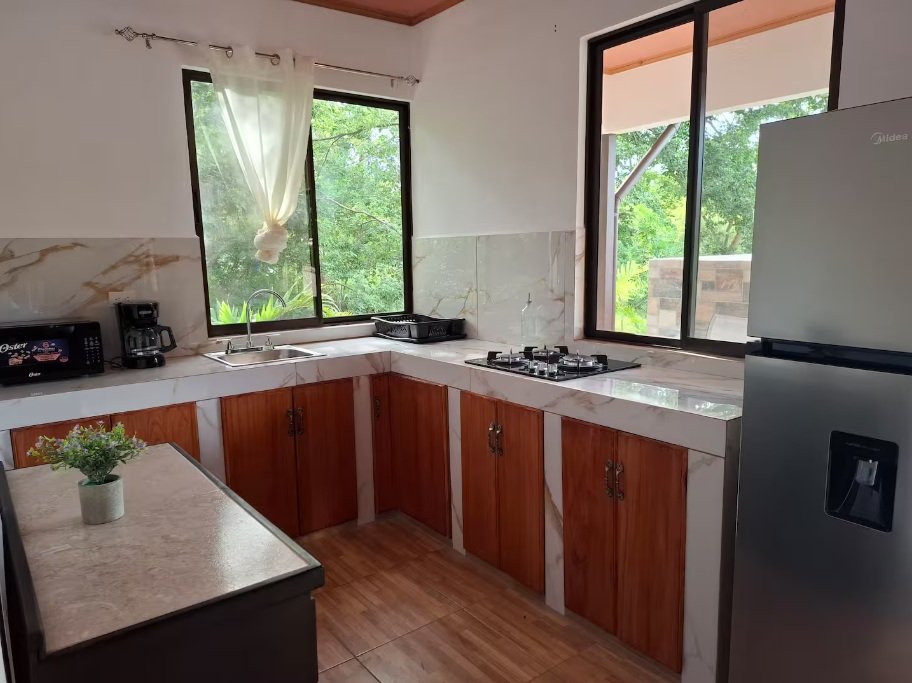 Matapalo, 50308, 14 Rooms Rooms,14 BathroomsBathrooms,Business,For Sale,1165