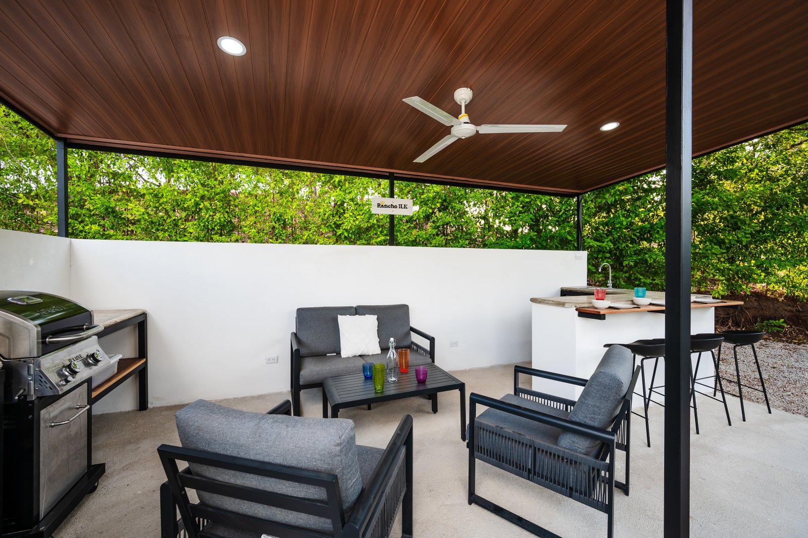 Puerto Viejo, 2 Bedrooms Bedrooms, ,2 BathroomsBathrooms,House / Villa,For Sale,1168