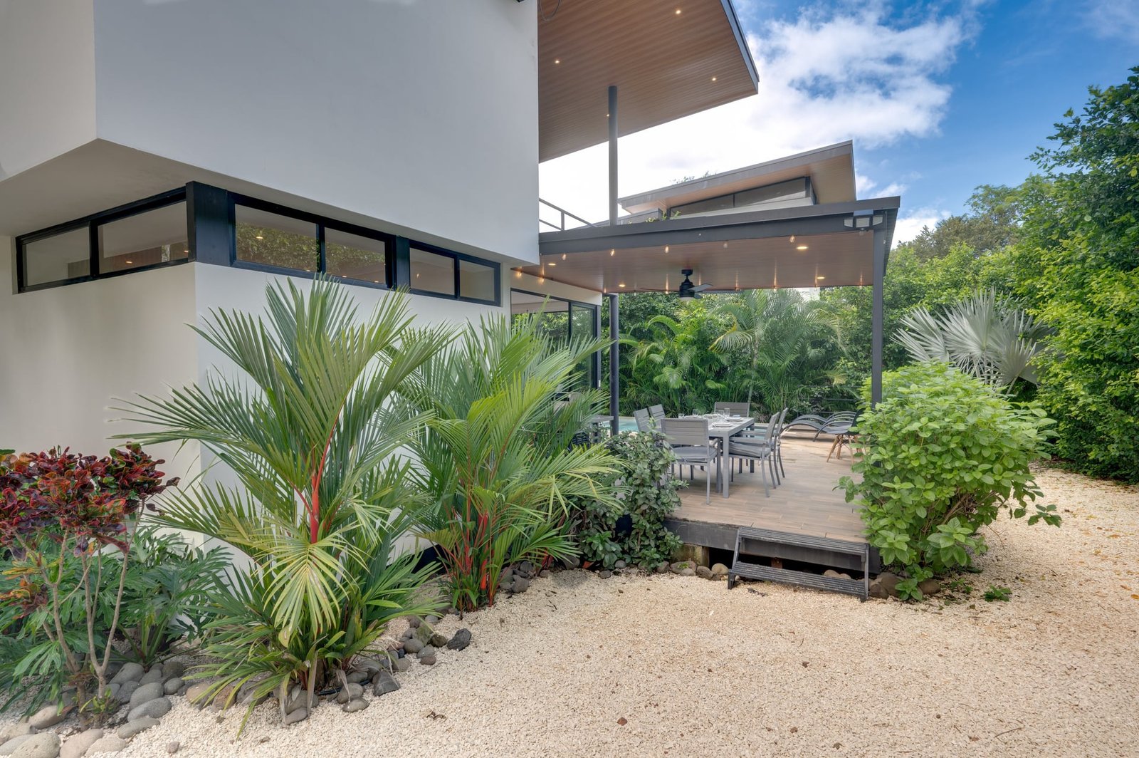 Puerto Viejo, 2 Bedrooms Bedrooms, ,2 BathroomsBathrooms,House / Villa,For Sale,1171