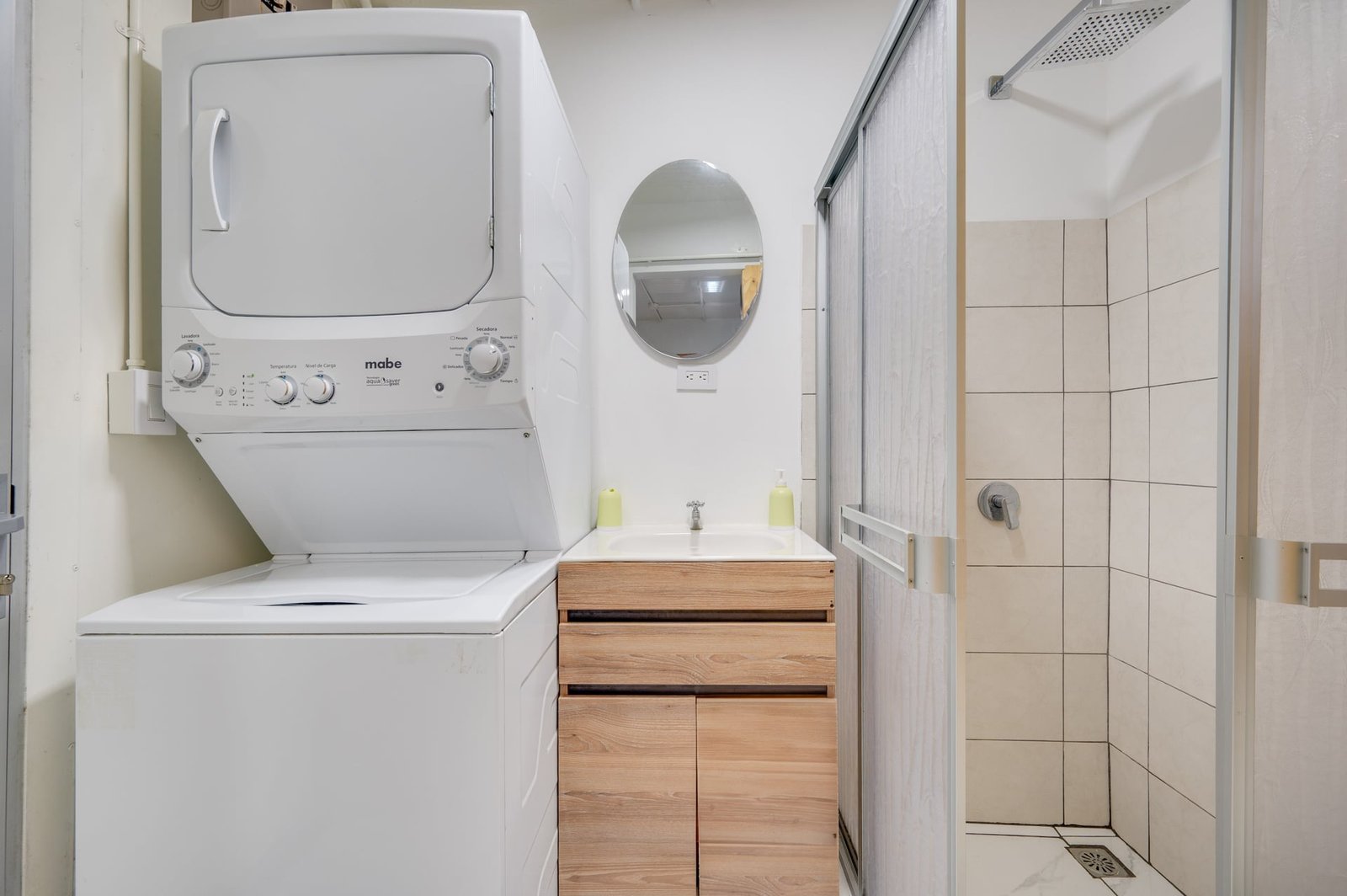 Guatemala de Santa Rosa, 3 Bedrooms Bedrooms, ,3 BathroomsBathrooms,House / Villa,For Sale,1172