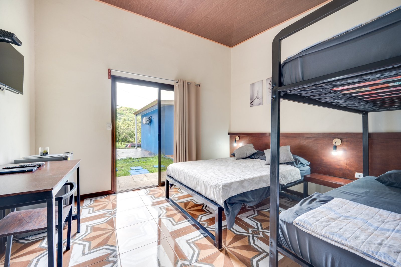 Matapalo, 6 Bedrooms Bedrooms, ,5 BathroomsBathrooms,House / Villa,For Sale,1174