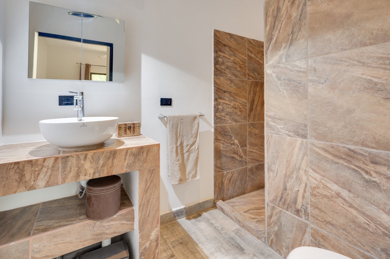 Finca panamá, 5 Bedrooms Bedrooms, ,4 BathroomsBathrooms,House / Villa,For Sale,1175