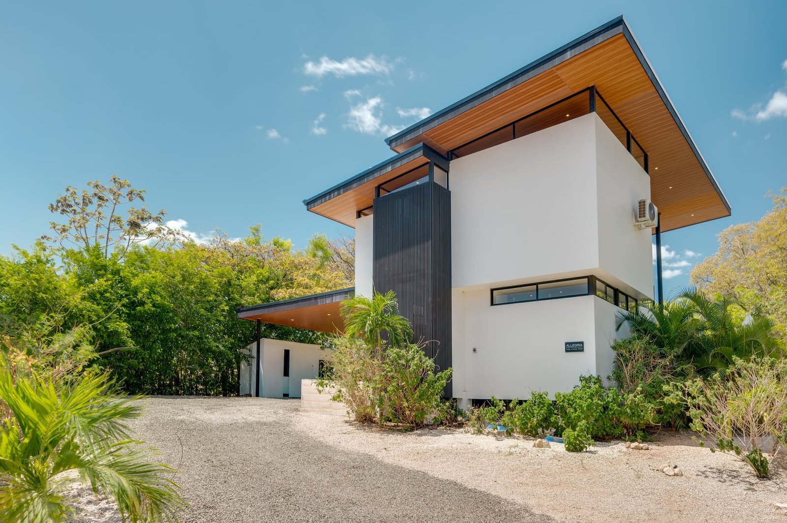 Santa Cruz, Santa Cruz, 50309, 3 Bedrooms Bedrooms, ,3 BathroomsBathrooms,House / Villa,For Sale,1182