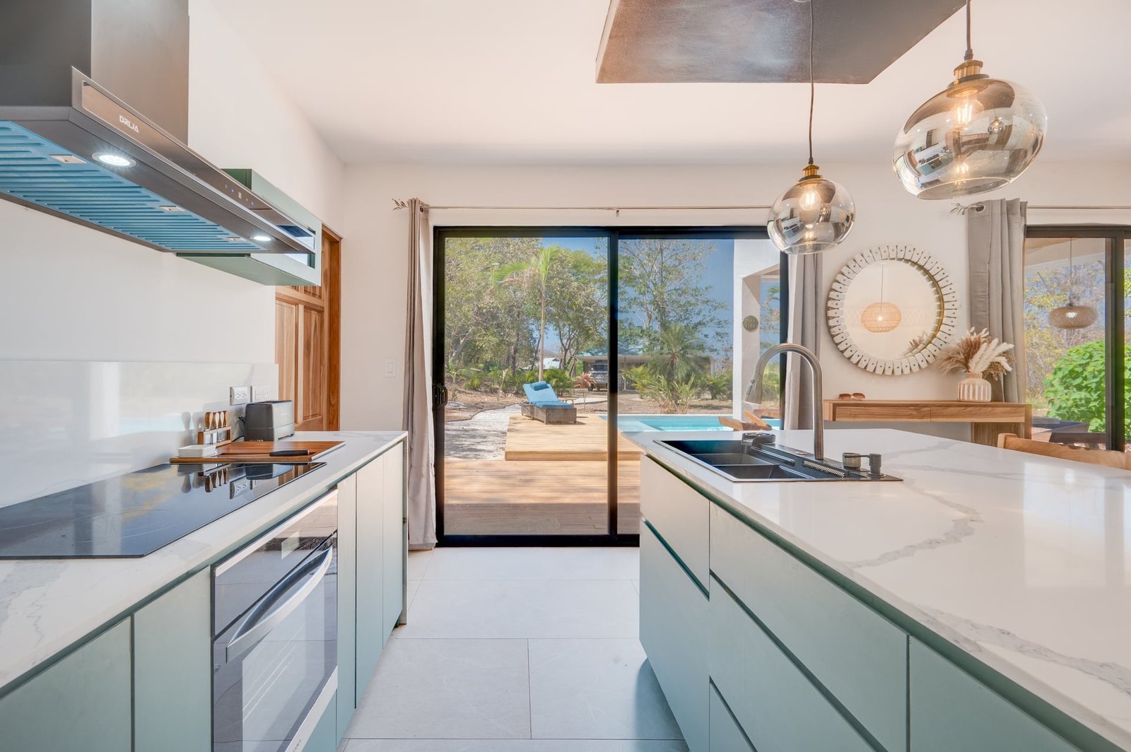 Playa Grande, 8 Bedrooms Bedrooms, ,7 BathroomsBathrooms,House / Villa,For Sale,1189