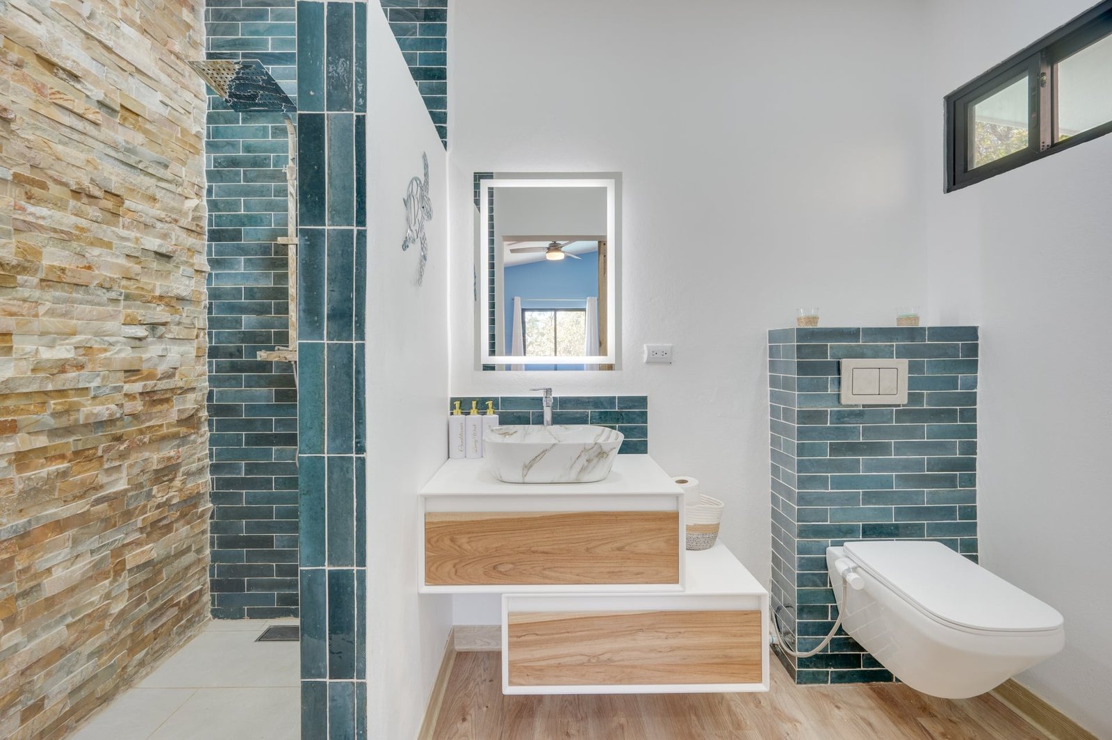 Playa Grande, 8 Bedrooms Bedrooms, ,7 BathroomsBathrooms,House / Villa,For Sale,1189