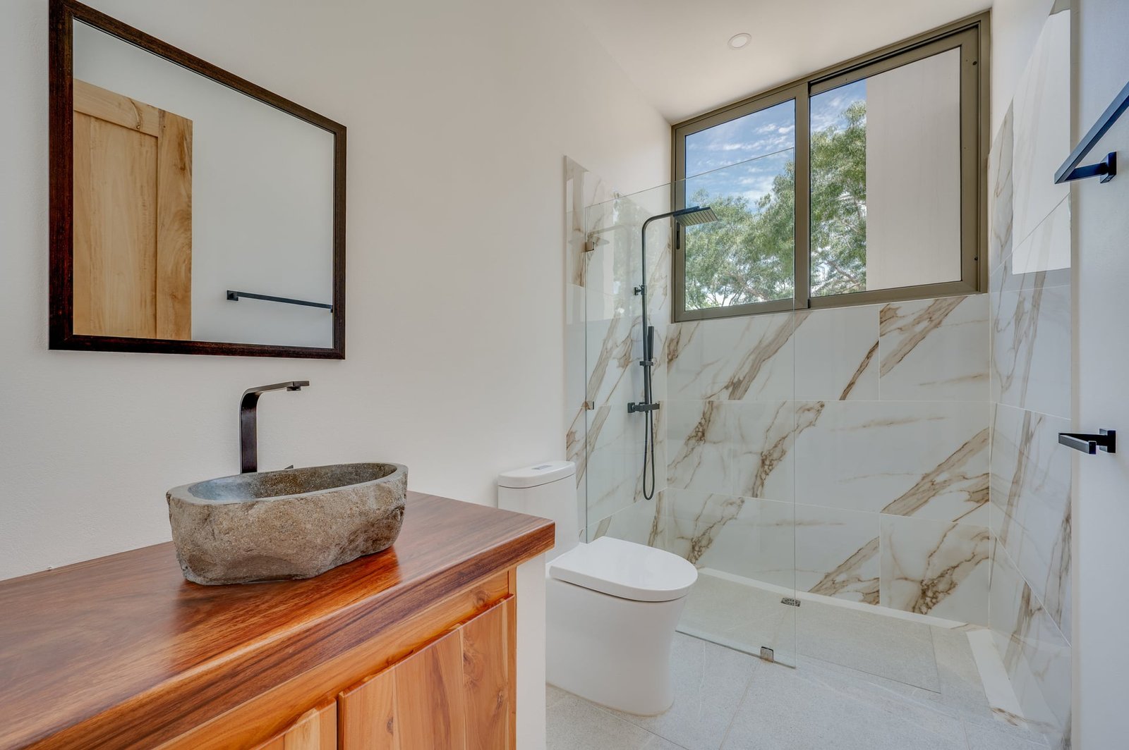 Finca panam&aacute;, 50309, 3 Bedrooms Bedrooms, ,3 BathroomsBathrooms,House / Villa,For Sale,1190